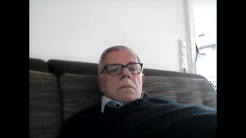 Snapshot of eisbaer1957 chatting on 12-30-24, 01:03 eisbaer1957 online show from 12-30-24, 01:03