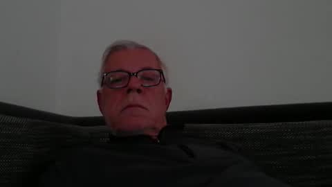 Snapshot of eisbaer1957 chatting on 12-21-25, 08:10 eisbaer1957 online show from 12-21-25, 08:10