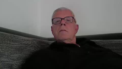 Snapshot of eisbaer1957 chatting on 03-19-26, 05:17 eisbaer1957 online show from 03-19-26, 05:17