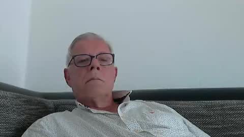 Snapshot of eisbaer1957 chatting on 03-21-26, 02:20 eisbaer1957 online show from 03-21-26, 02:20