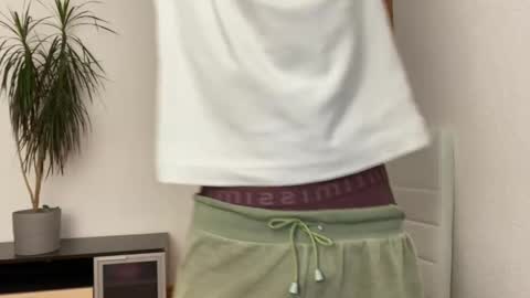 Eitan online show from 12-08-24, 01:25