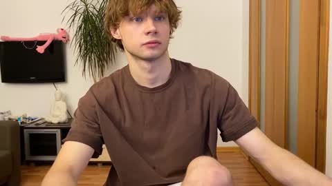 Eitan online show from 01-19-25, 04:57