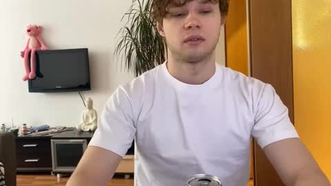 Eitan online show from 03-01-25, 10:34