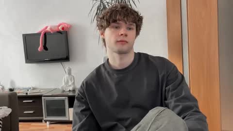 Eitan online show from 03-08-25, 11:16