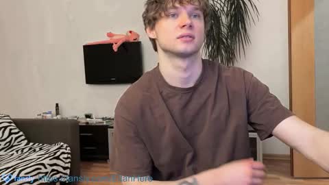 Eitan online show from 03-10-25, 05:07