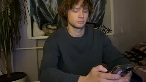 Eitan online show from 09-10-25, 03:01