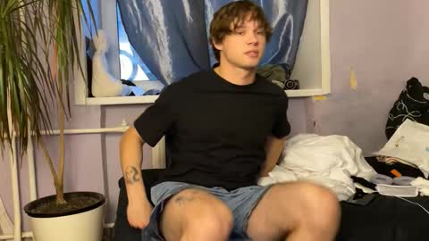 Eitan online show from 09-22-25, 01:57