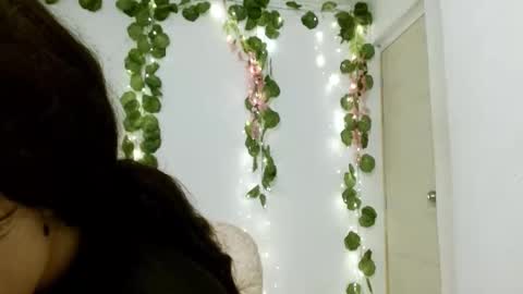 eiviiy1609 online show from 10-11-25, 02:04