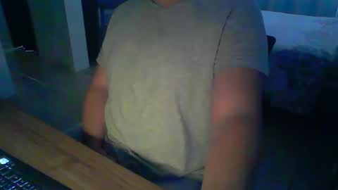 Juan Pablo M online show from 10-20-25, 05:57