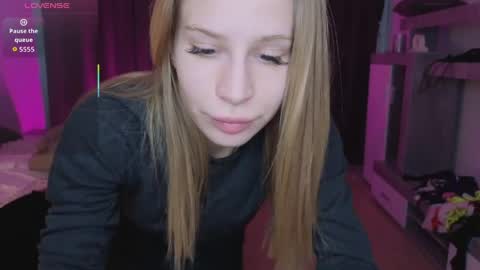 please read my bio there is information about private shows and about my personality online show from 04-11-26, 11:03