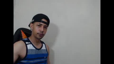 Instagram BelowAbajo online show from 06-16-26, 03:31