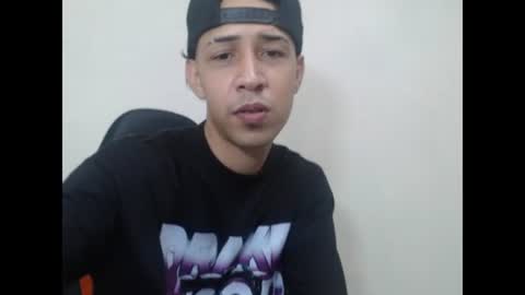 Instagram BelowAbajo online show from 06-18-26, 03:51