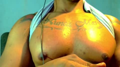 el_vecino_m online show from 06-09-26, 06:25