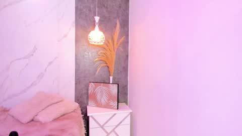   online show from 12-13-24, 04:43