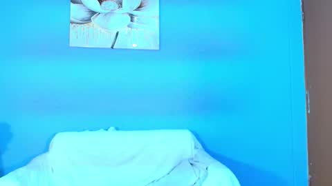 Snapshot of elah_sophia2 chatting on 09-29-25, 10:36 elah_sophia2 online show from 09-29-25, 10:36