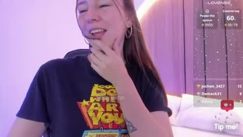 E L A I A online show from 07-18-26, 11:58
