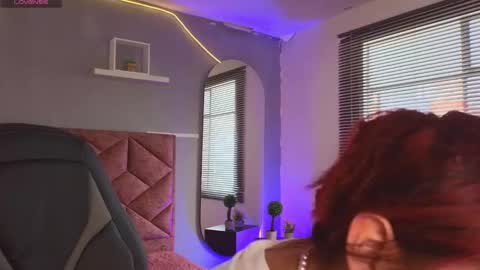 Elaia online show from 03-05-25, 03:18