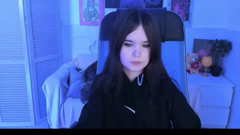 Your sweet girl online show from 11-01-25, 07:49