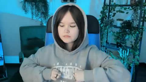 Your sweet girl online show from 04-24-26, 08:33