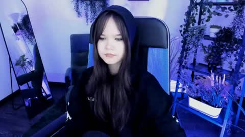 Your sweet girl online show from 04-25-26, 07:33