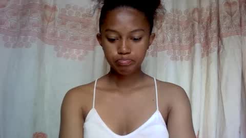 elaliealdy online show from 05-08-26, 06:52