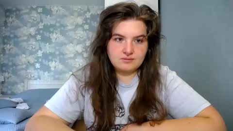 Elanis online show from 05-24-26, 02:00