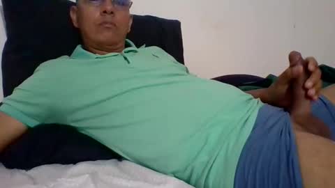 elapasionado05 online show from 04-26-26, 04:32