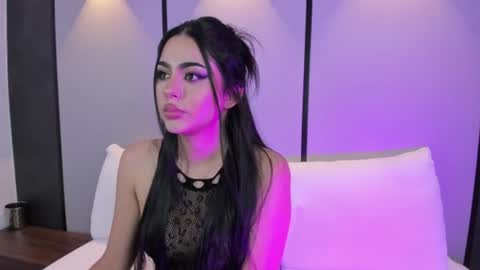 Snapshot of elara_bloom_ chatting on 06-11-26, 03:15 elara_bloom_ online show from 06-11-26, 03:15