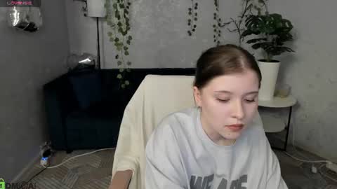 Elly online show from 06-22-26, 12:46