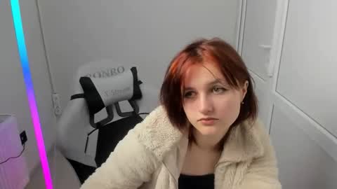 Snapshot of elara_muse chatting on 05-03-26, 08:53 Evie online show from 05-03-26, 08:53