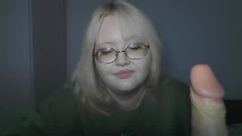 elayne_sweet online show from 04-20-26, 06:05
