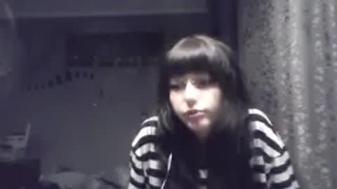 Lia online show from 04-23-26, 05:04