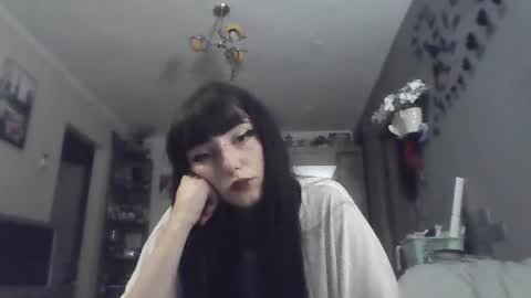 Lia online show from 07-19-26, 11:41