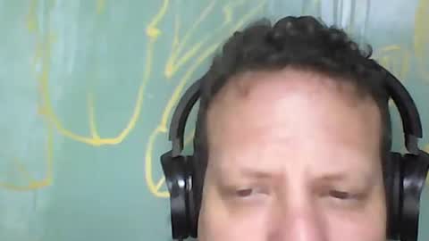 Snapshot of elcamello6 chatting on 05-22-26, 03:02 elcamello6 online show from 05-22-26, 03:02