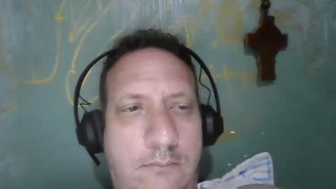 Snapshot of elcamello6 chatting on 07-15-26, 07:02 elcamello6 online show from 07-15-26, 07:02