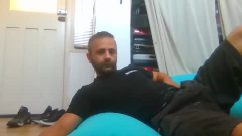 daniel18cmx online show from 11-10-25, 02:10