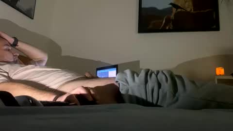 Snapshot of elcretinmo chatting on 12-05-25, 01:36 elcretinmo online show from 12-05-25, 01:36