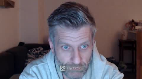 Snapshot of elculiador2207 chatting on 01-09-25, 06:36 Timm online show from 01-09-25, 06:36