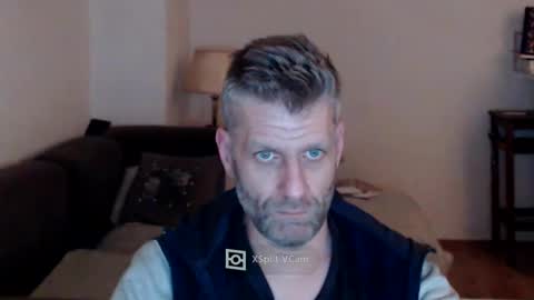 Snapshot of elculiador2207 chatting on 02-06-25, 09:28 Timm online show from 02-06-25, 09:28