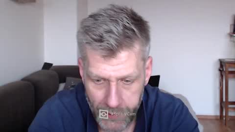 Snapshot of elculiador2207 chatting on 02-09-25, 07:05 Timm online show from 02-09-25, 07:05