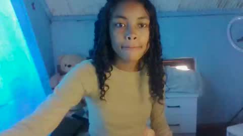 Snapshot of eldie69 chatting on 10-25-25, 10:12 eldie69 online show from 10-25-25, 10:12