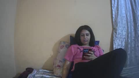 Snapshot of electra137 chatting on 10-06-25, 04:48 Isabella online show from 10-06-25, 04:48