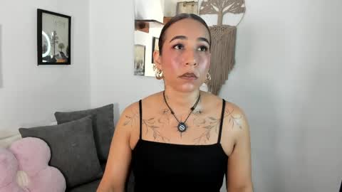 Snapshot of electra_hunt chatting on 05-27-26, 09:50 Electra- Please help me reach 100 likes online show from 05-27-26, 09:50