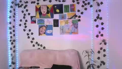 electra jones online show from 05-13-26, 02:25