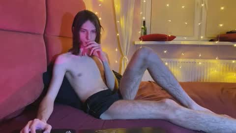 Snapshot of eleganc3 chatting on 01-16-26, 04:44 eleganc3 online show from 01-16-26, 04:44