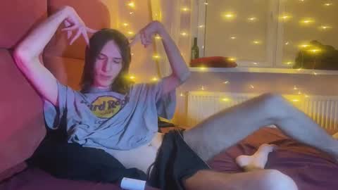 Snapshot of eleganc3 chatting on 01-17-26, 06:22 eleganc3 online show from 01-17-26, 06:22