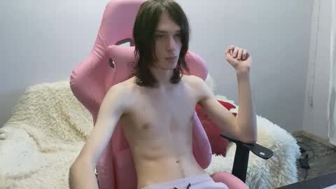 Snapshot of eleganc3 chatting on 01-19-26, 07:23 eleganc3 online show from 01-19-26, 07:23