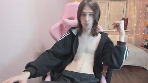 Snapshot of eleganc3 chatting on 02-05-26, 06:56 eleganc3 online show from 02-05-26, 06:56