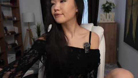 Jess online show from 04-23-26, 08:13