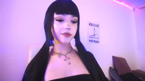  Elektra Sky  online show from 06-18-26, 09:08